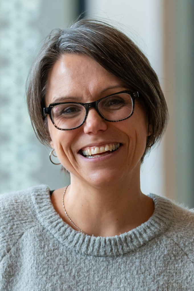 Alison Palmer@DanyLepagePhotography 681x1024